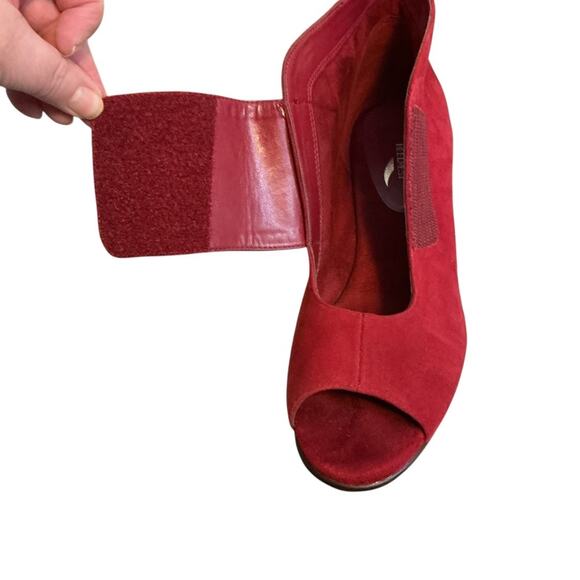 Aerosoles Boots Womens 9.5 M Sound Wave Wedge Ankle Booties Red Leather Peep Toe - Picture 13 of 14